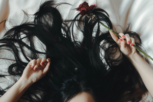 How to Use Dry Shampoo